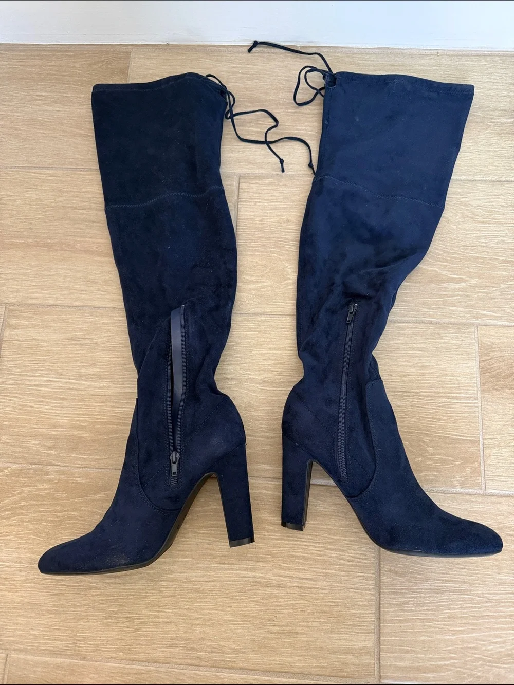 Unisa elegant navy